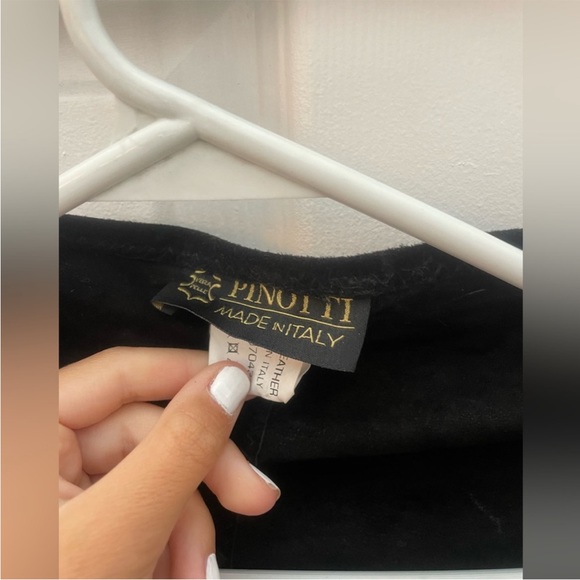 Pinotti made in Italy Black Leather/Suede fringe shawl - Picture 9 of 9